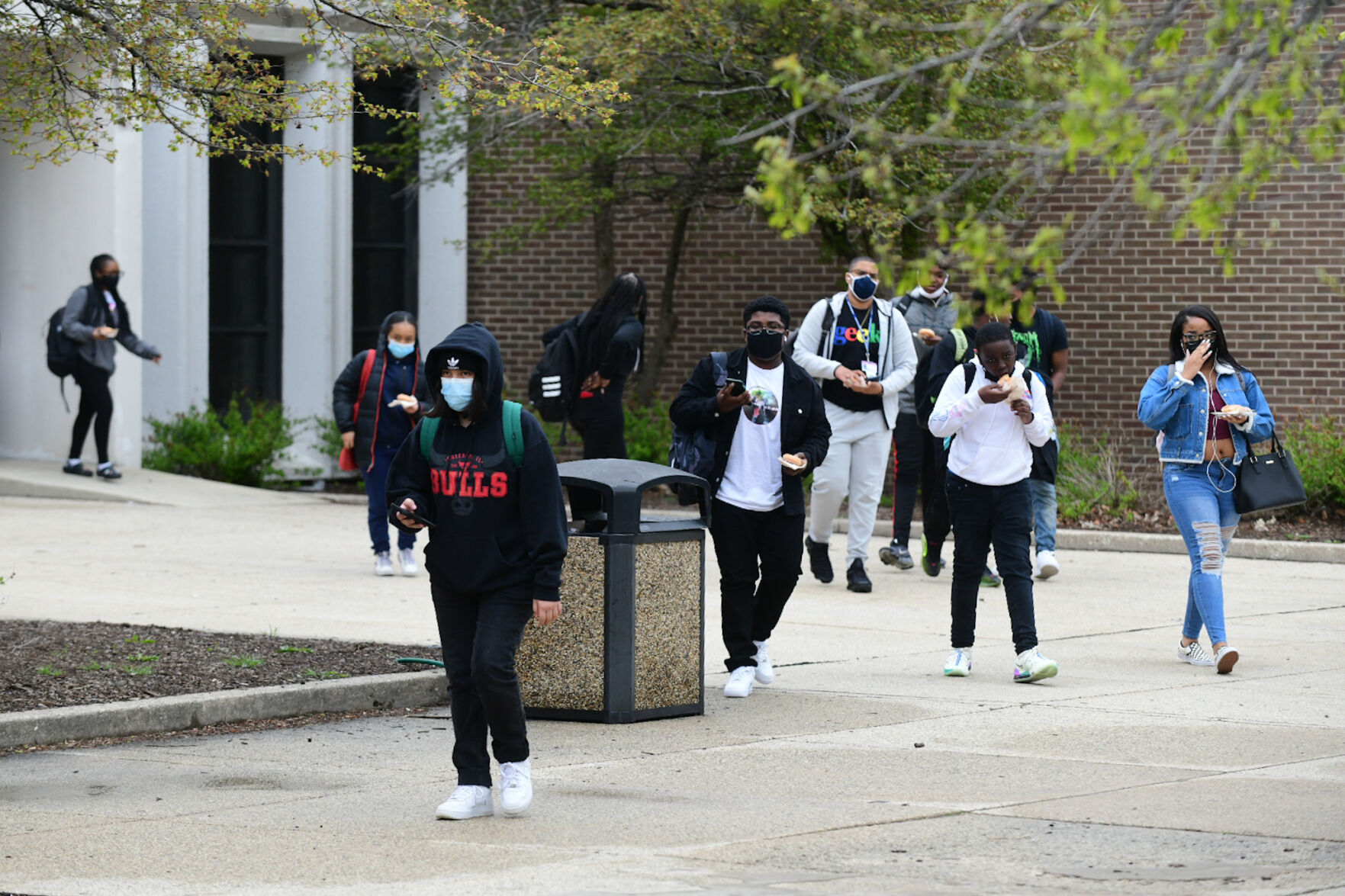 Photo: Kenwood Academy students return to school